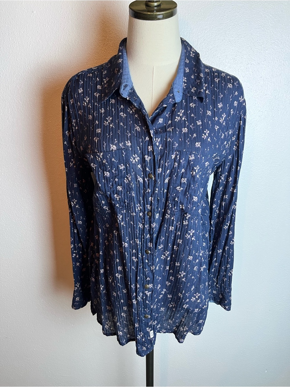 Melrose and Market Navy Blue Floral Button-Down Cotton Shirt